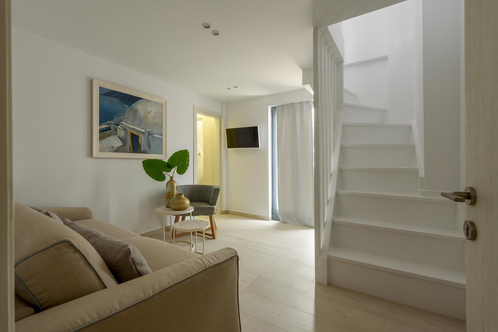 santorini luxury villas - Cellaria Estate Vlychada Santorini